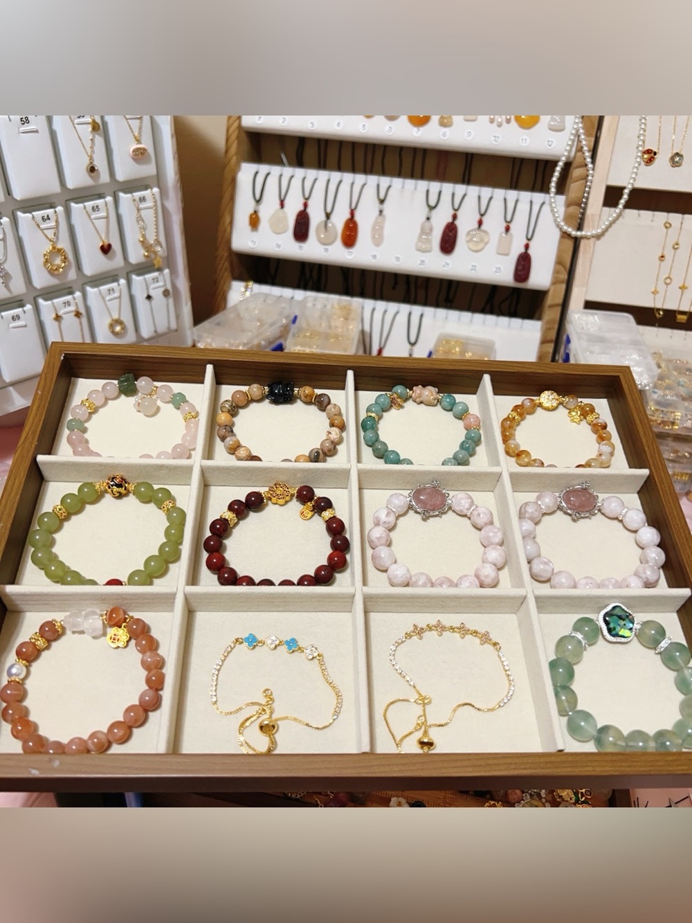 （05-29）Handmade bracelets for live show